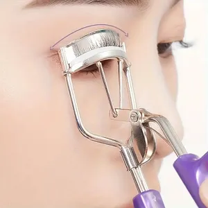 Bấm Mi Nhiều Có Tốt Không? Cách Sử Dụng Bấm Mi Đúng Cách