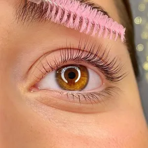 Cách Chải Mi Nối Đúng Cách Để Có Đôi Mắt Cuốn Hút