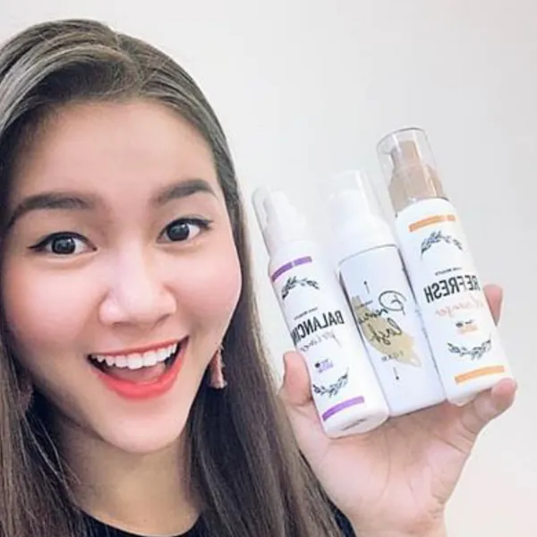 BỌT VỆ SINH MI SIÊU SẠCH (PREMIER LASH FOAM)