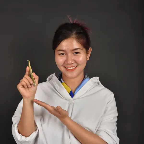 NHÍP NỐI MI VOLUME VÀNG THẦN THÁNH