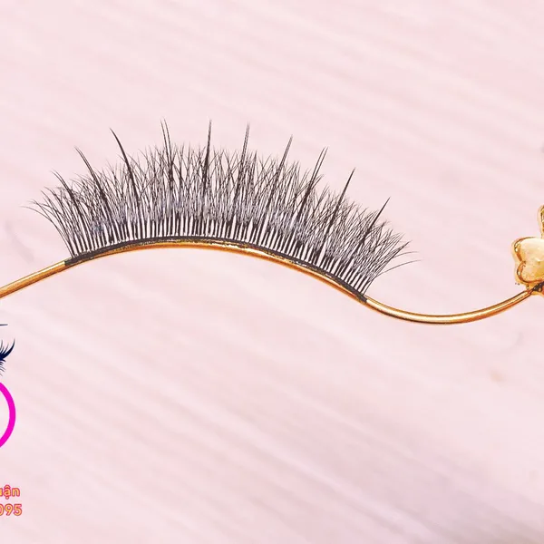 KHUNG TRƯNG BÀY MẪU MI