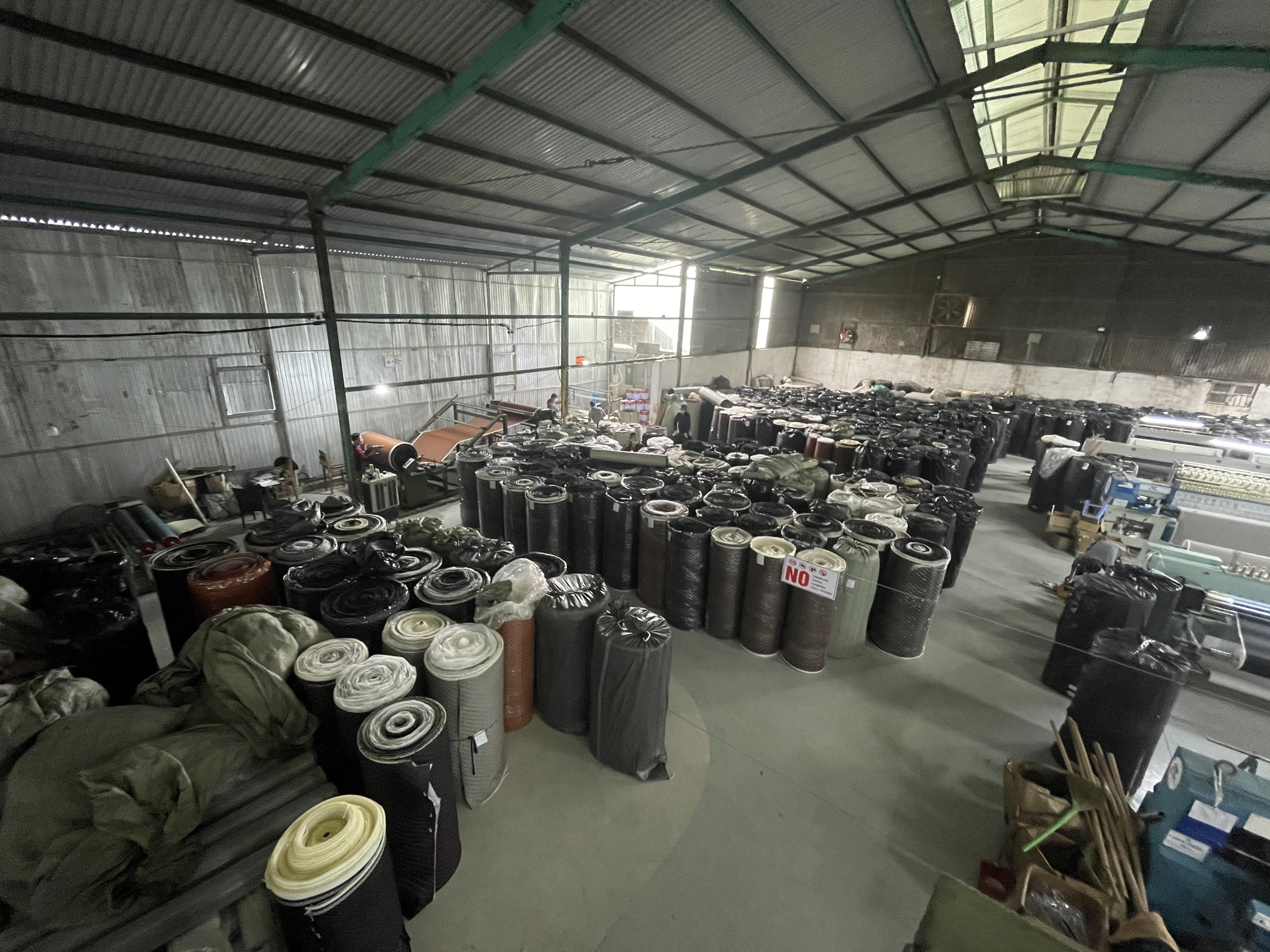 Xưởng sản xuất OZ Leather