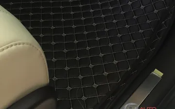 Thảm Lót Sàn Ô Tô Nào Tốt Nhất: 3D 4D Hay 5D?