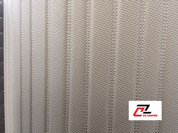 Da PVC thường được gọi là chất liệu giả da thật vì có độ giống với da thật cao. Da PVC thường được gọi là chất liệu giả da thật vì có độ giống với da thật cao.