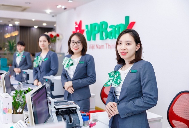 Mẫu áo đồng phục nhân viên VPBank thiết kế đẹp