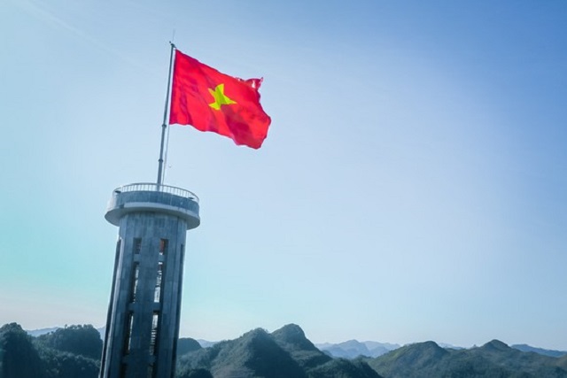 Ý nghĩa lá cờ tổ quốc, cờ đỏ sao vàng của Việt Nam là gì?