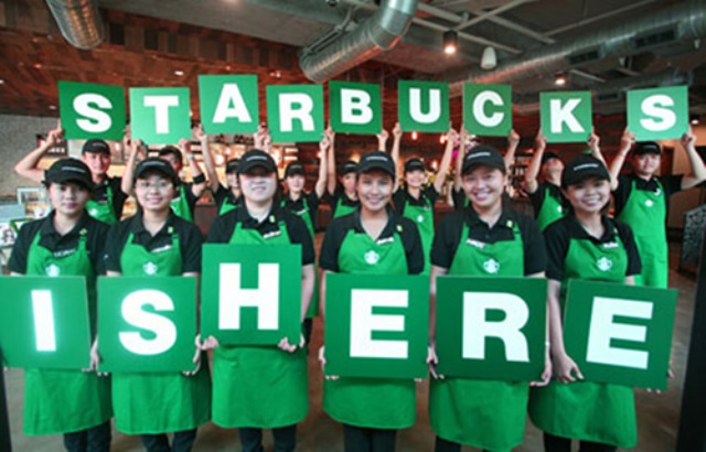 Áo thun đồng phục quán ăn là trang phục tạo nên sự đồng nhất và chuyên nghiệp