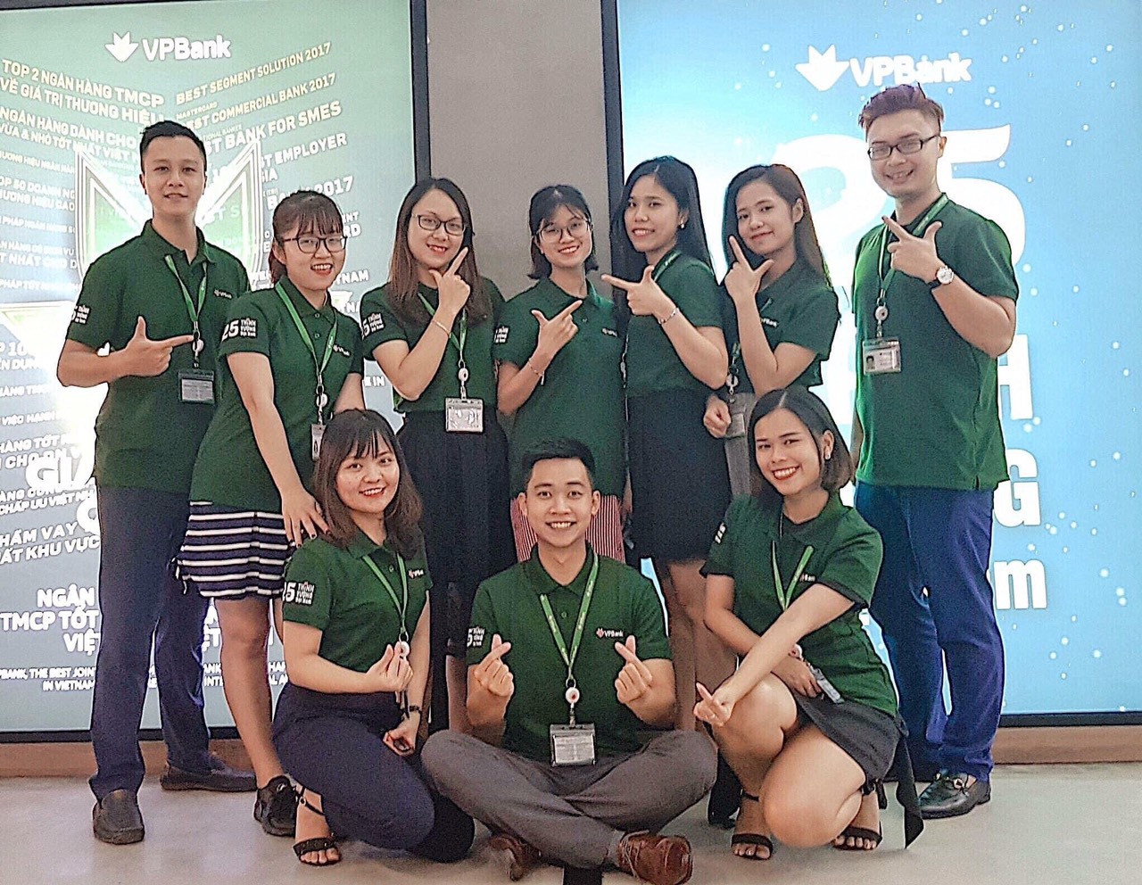 In lụa số lượng ít trên áo thun đồng phục