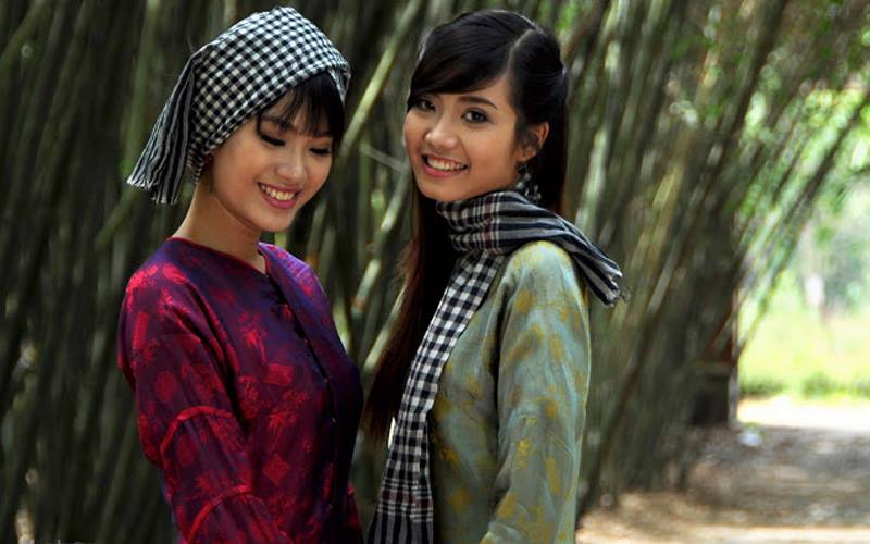 Hình ảnh khăn rằn nam bộ