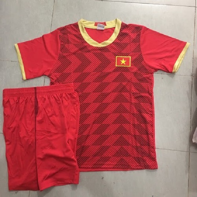 Mẫu áo bóng đá Việt Nam trẻ em được ưa chuộng