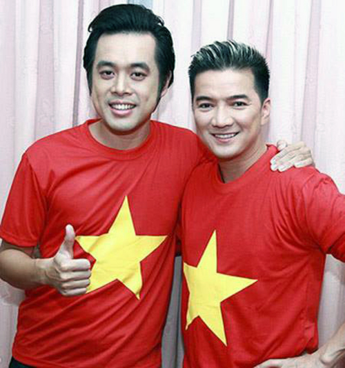 Áo phông cờ đỏ sao vàng trở thành mặt hàng hot