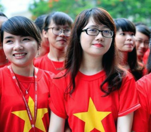Mẫu áo cờ Việt Nam phổ biến nhất