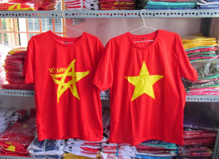 Có rất nhiều địa chỉ bán áo cờ đỏ sao vàng để bạn cân nhắc