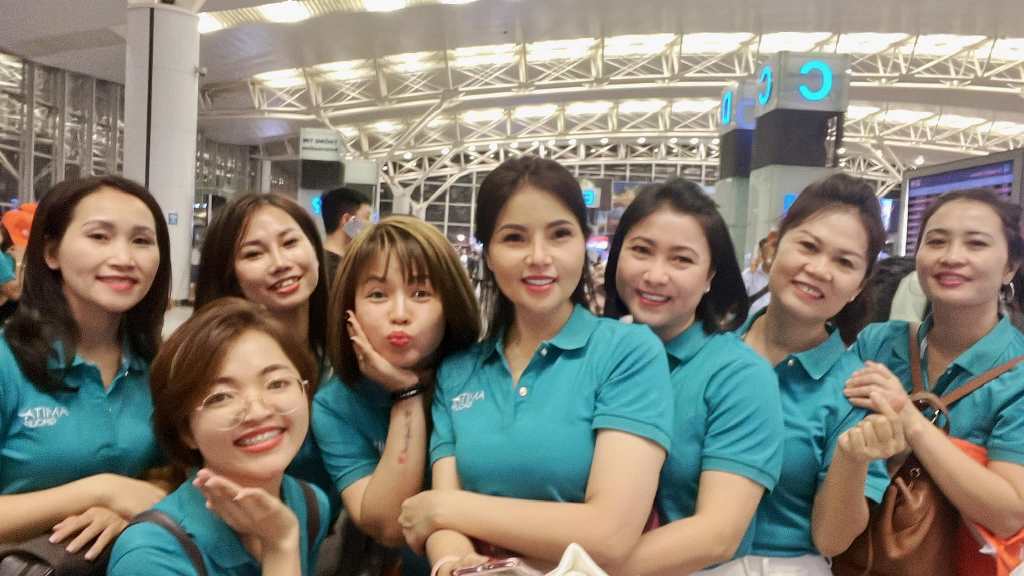 Mẫu đồng phục nhân viên tại Amita Group - Hình 1