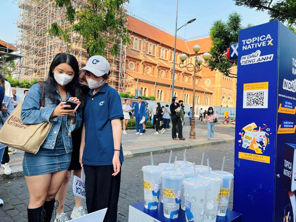 Nhân viên tại Coffeerary - Hình 3