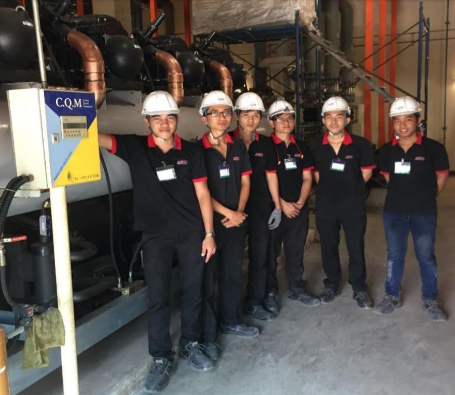 Mẫu đồng phục nhân viên công ty Cổ phần Công nghiệp APC - Hình 2