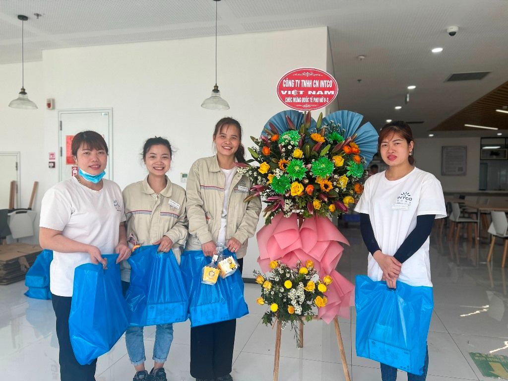 Mẫu đồng phục nhân viên công ty Công nghiệp Intco Việt Nam - Hình 1