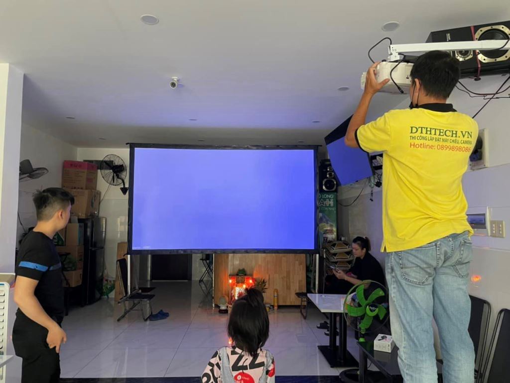 Mẫu đồng phục nhân viên công ty Công Nghệ DTH - Hình 3