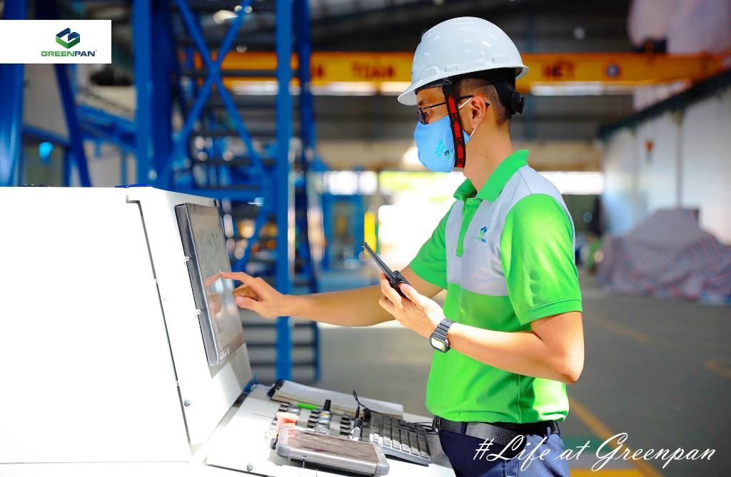 Mẫu đồng phục nhân viên tại công ty GreenPan Việt Nam - Hình 1