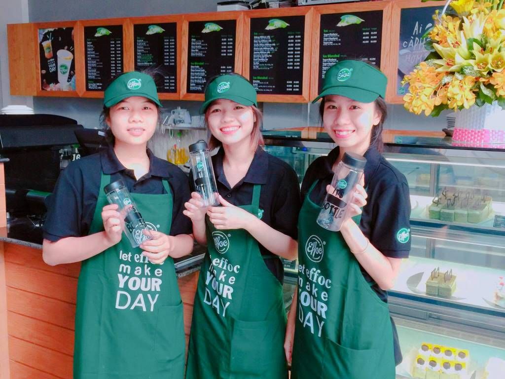 Mẫu tạp dề đồng phục tại Effoc Coffee - Hình 3