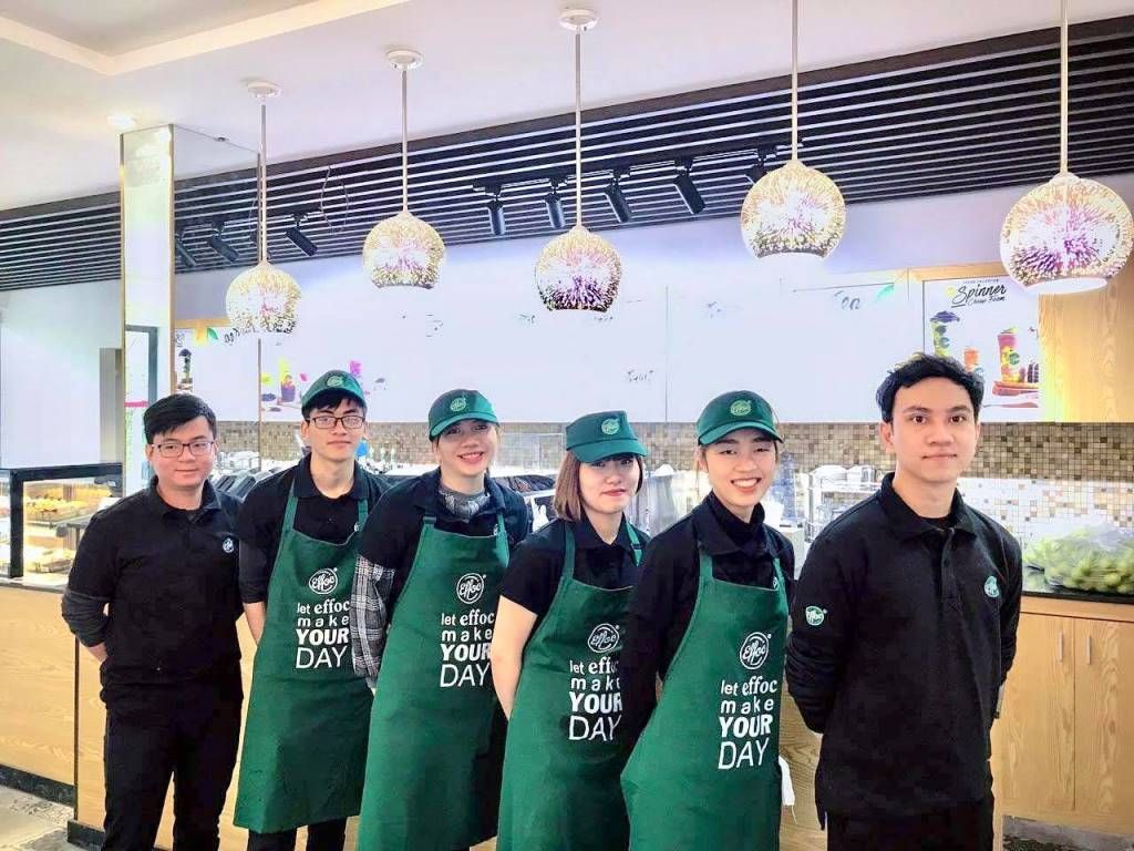 Mẫu tạp dề đồng phục tại Effoc Coffee - Hình 1