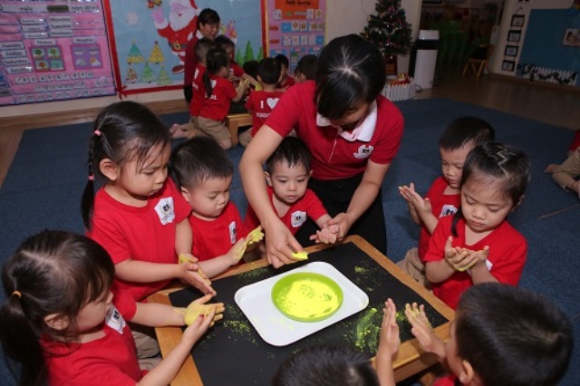 Mẫu áo thun đồng phục giáo viên