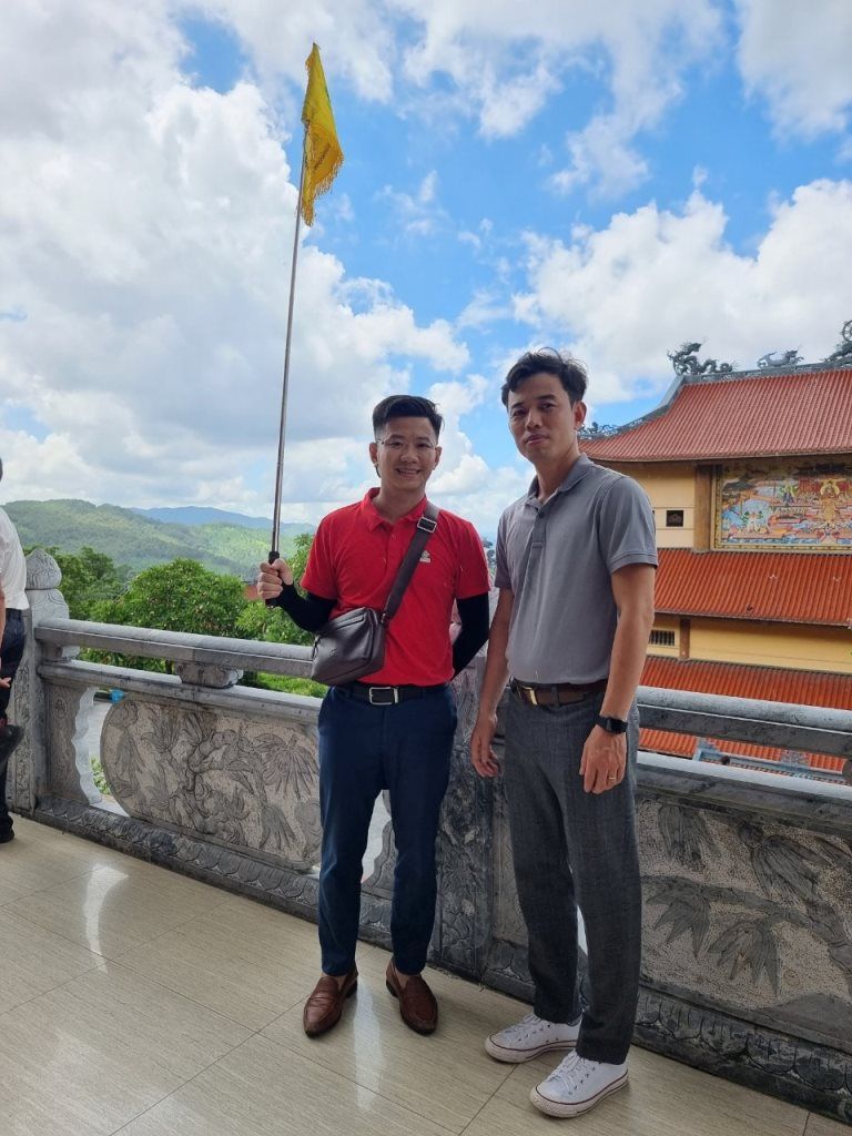 Mẫu đồng phục nhân viên công ty Dược Phẩm Xanh Việt Nam - Hình 1