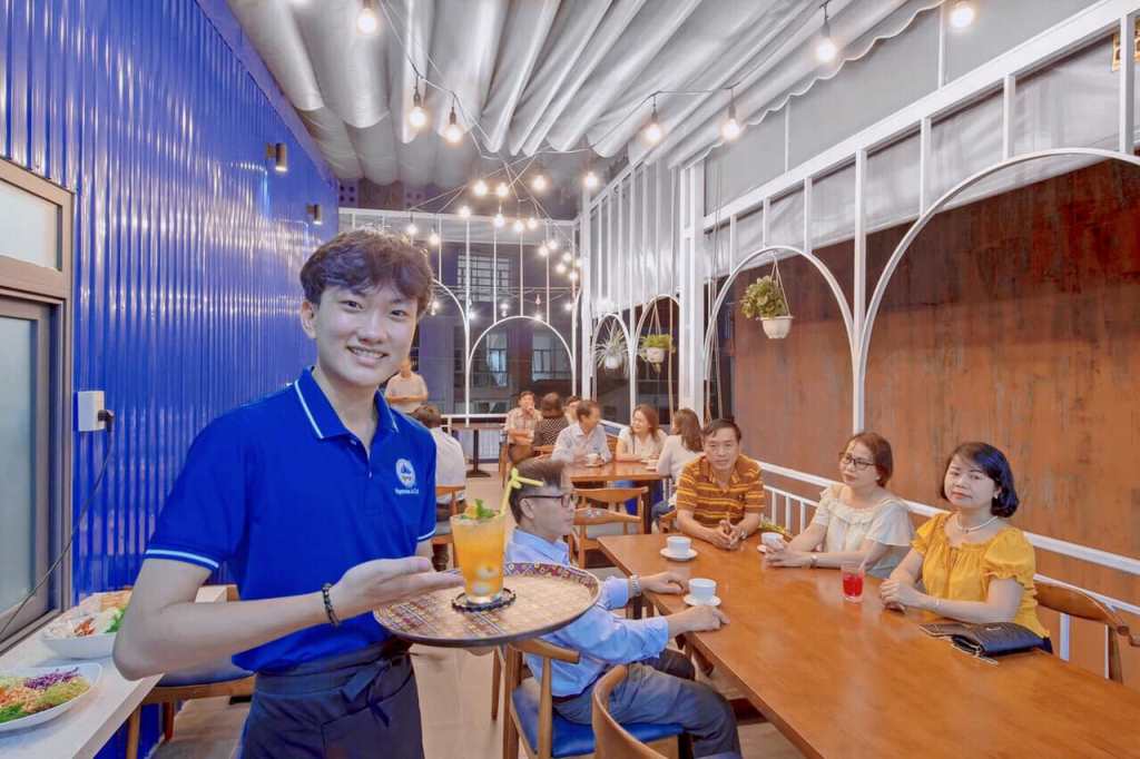 Nhân viên tại Homie Vegetarian & Coffee