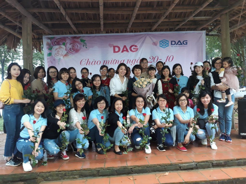 Mẫu đồng phục nhân viên Tập đoàn nhựa Đông Á - Hình 1