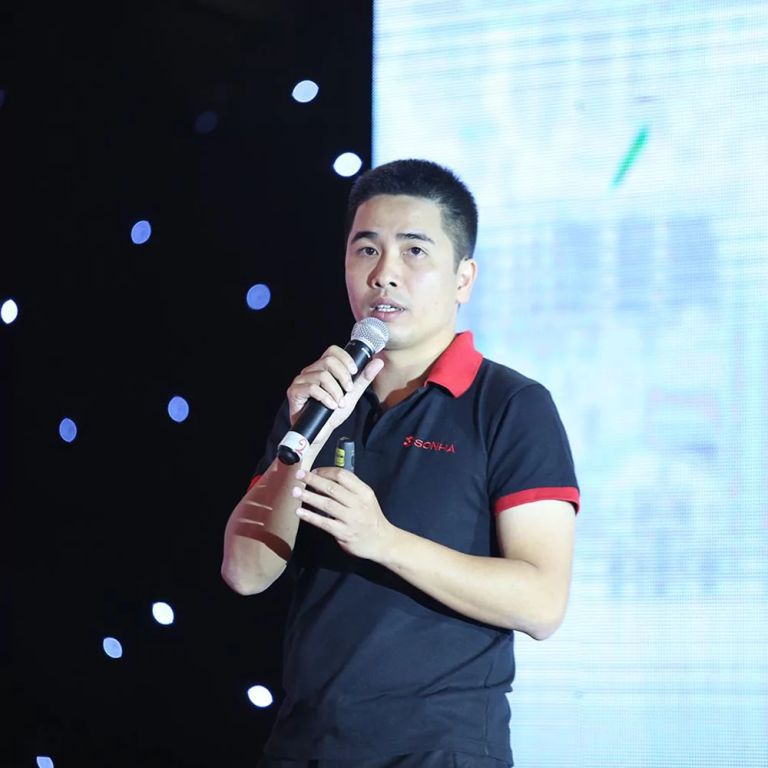 Mẫu đồng phục nhân viên tại tập đoàn Sơn Hà - Hình 2