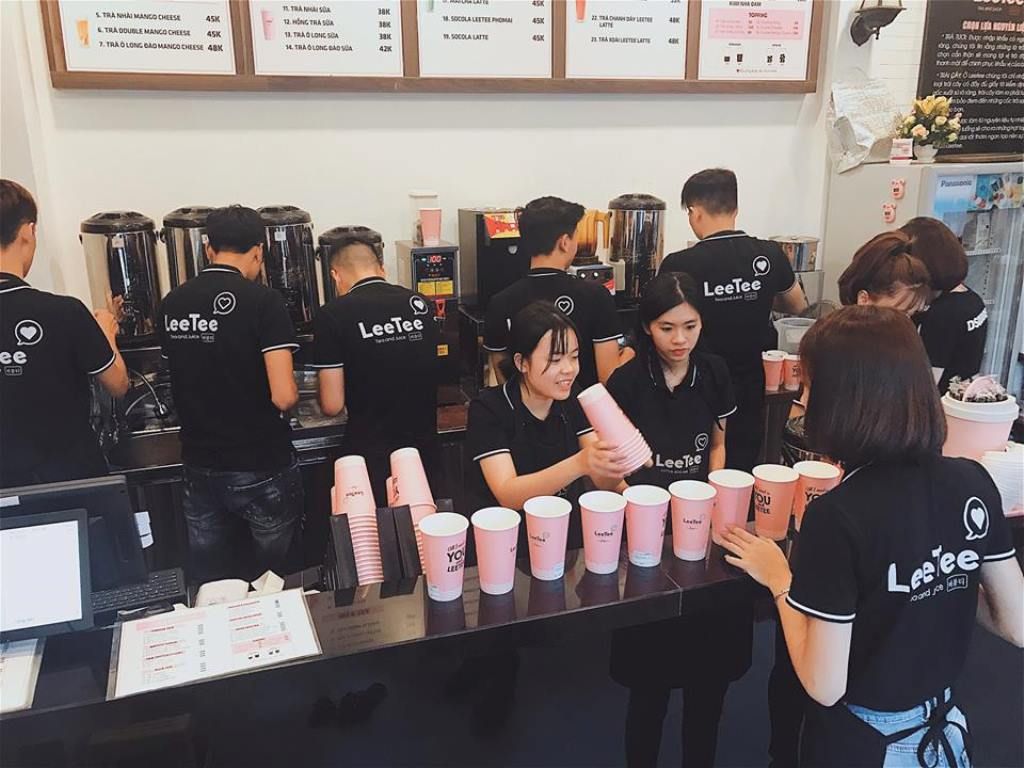 Đồng phục nhân viên tại quán trà sữa Leetee, Hà Nội - Hình 2