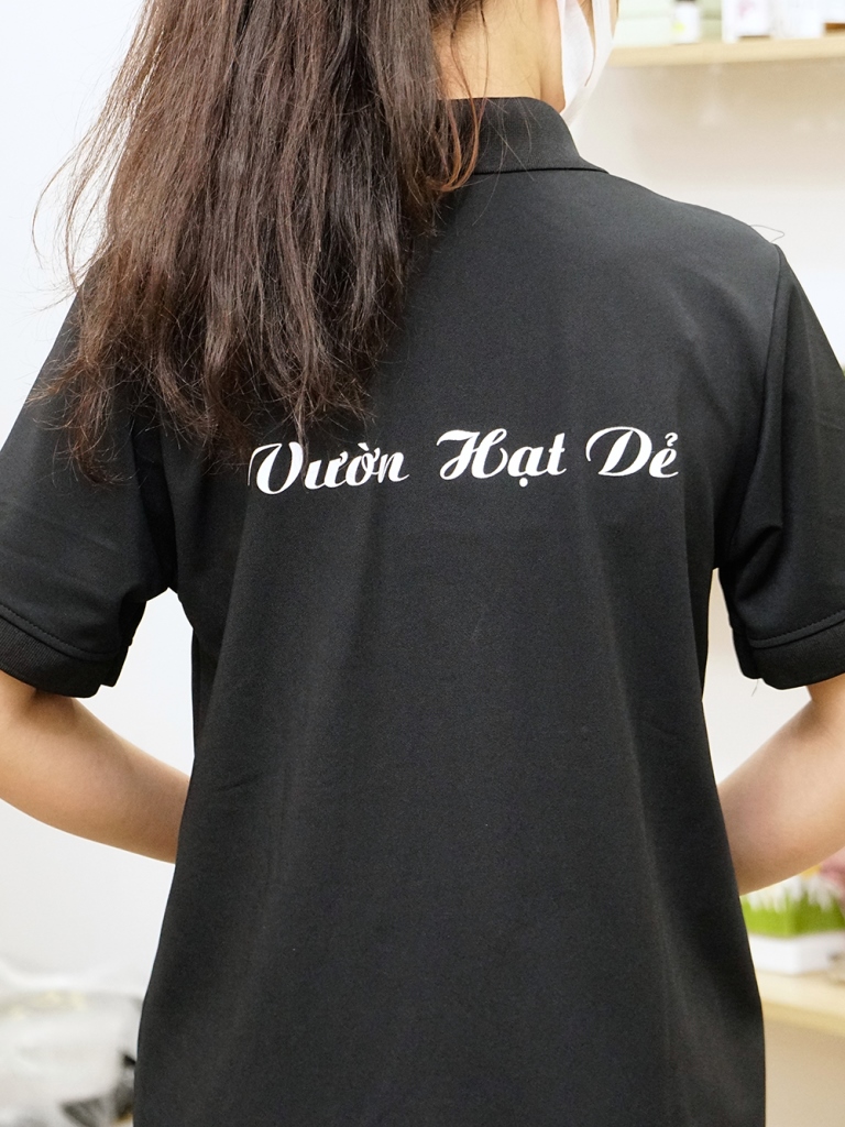 Mẫu đồng phục nhân viên tại Hạt Dẻ Coffee - Hình 2