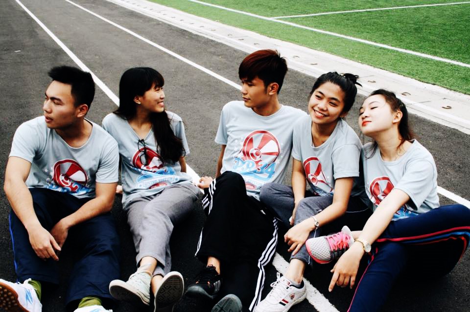 Tự tin tham gia mọi hoạt động với chiếc áo nhóm