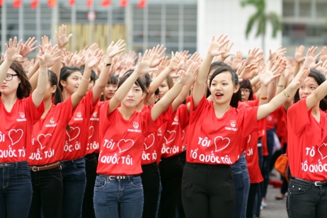 Áo đồng  phục nhóm giá rẻ đa dạng thiết kế