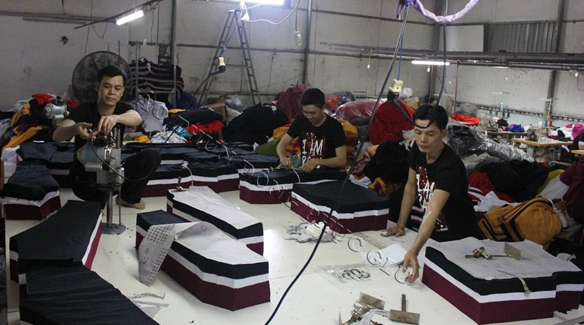 Tìm kiếm xưởng may áo phông phù hợp