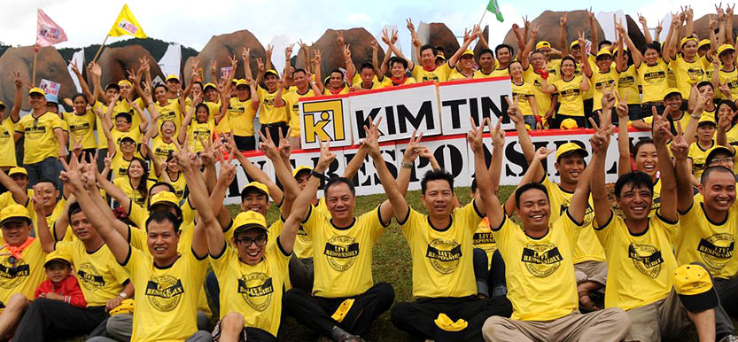 Áo phông đồng phục nam thoải mái, tự tin