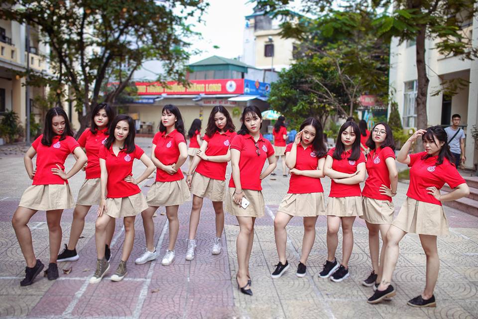 Áo phông đồng phục polo linh hoạt sử dụng