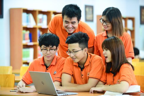 Chọn chất liệu thoải mái và phù hợp với công việc