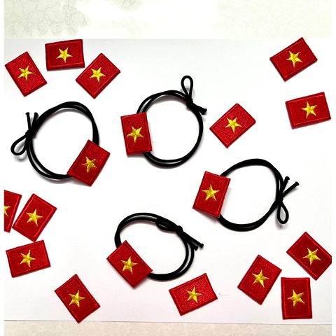 Dây buộc tóc lá cờ