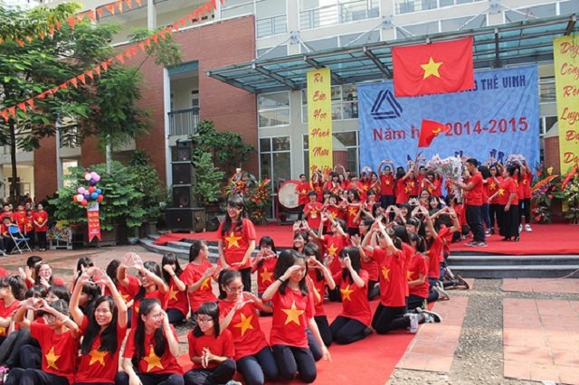 Áo cờ Việt Nam sử dụng ở trường học