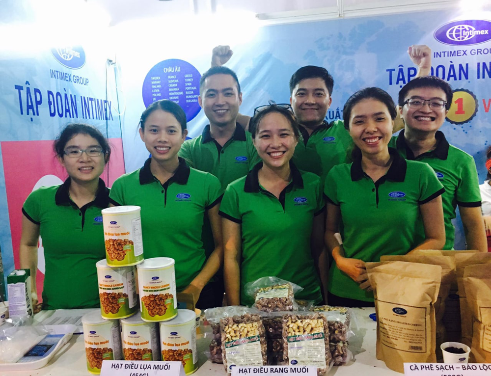 Đồng phục nhân viên tập đoàn Intimex