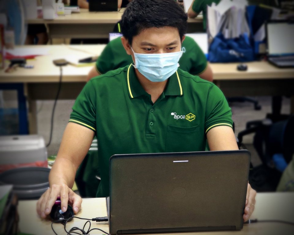 Mẫu áo thun đồng phục nhân viên tại Saigon Petrol