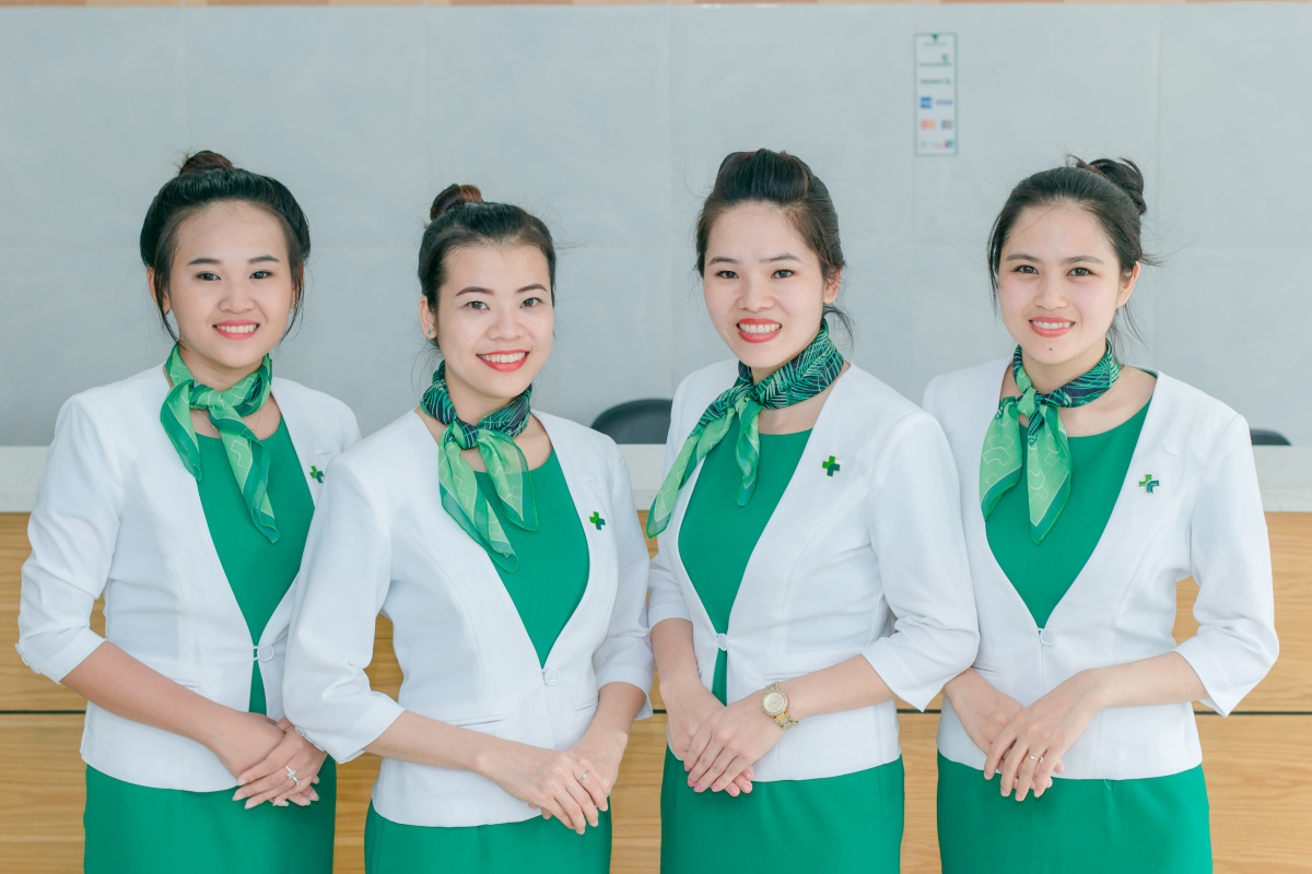 Mẫu đồng phục nhân viên y tế bệnh viện Hoàn Mỹ