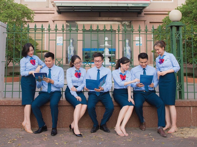 Mẫu đồng phục sơ mi của nhân viên - Hình 2