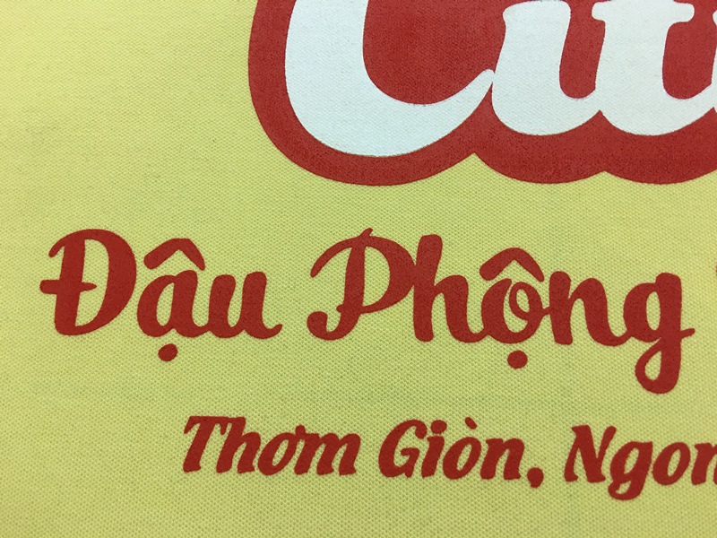 Mẫu in lụa trên nền vải thun cá sấu