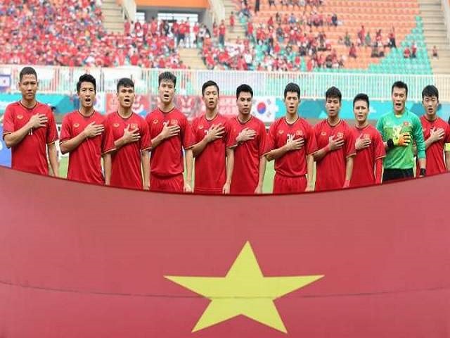 Lá cờ Việt Nam: Lá cờ Tổ quốc Việt Nam với màu đỏ rực rỡ cùng sao vàng trên nền xanh đã trở thành biểu tượng của dân tộc Việt Nam. Hãy xem hình ảnh về lá cờ Việt Nam và tự hào vì nó là niềm tự hào của chúng ta.