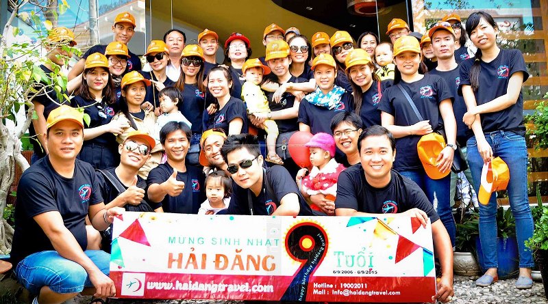 Mẫu đồng phục du lịch công ty