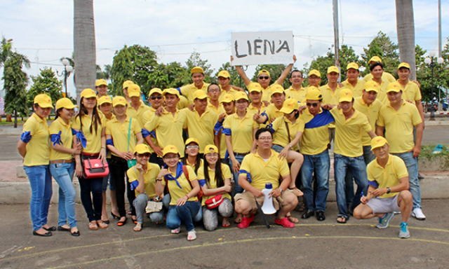 Mẫu áo thun đồng phục công sở nữ