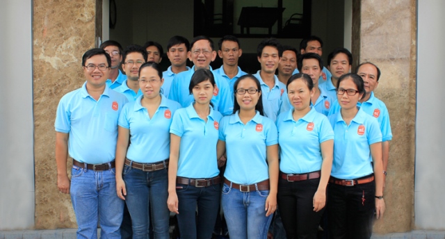 Mẫu áo thun đồng phục công sở nữ