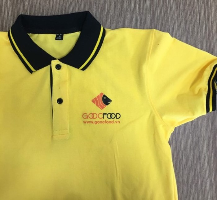 Mẫu áo thun cổ bẻ vải cá sấu của công ty Goocfood Mẫu áo thun cổ bẻ vải cá sấu của công ty Goocfood